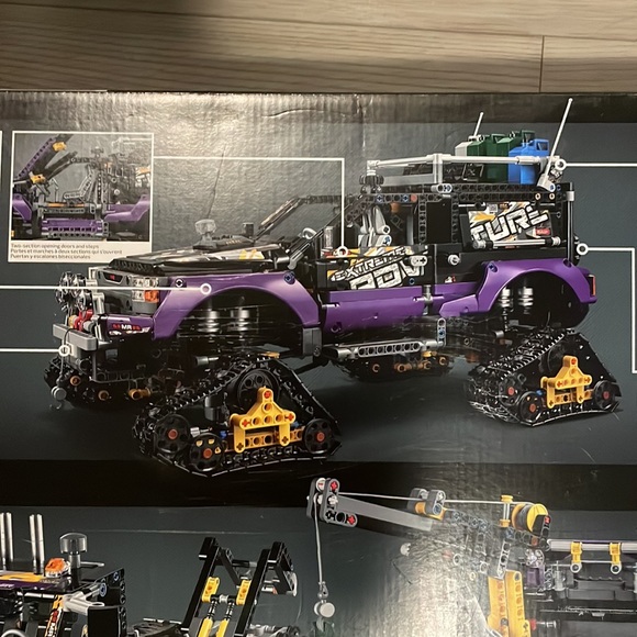Brand New lego technic 42069 - Picture 3 of 5
